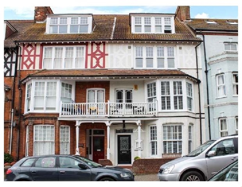 Birch House a holiday cottage rental for 17 in Cromer, 