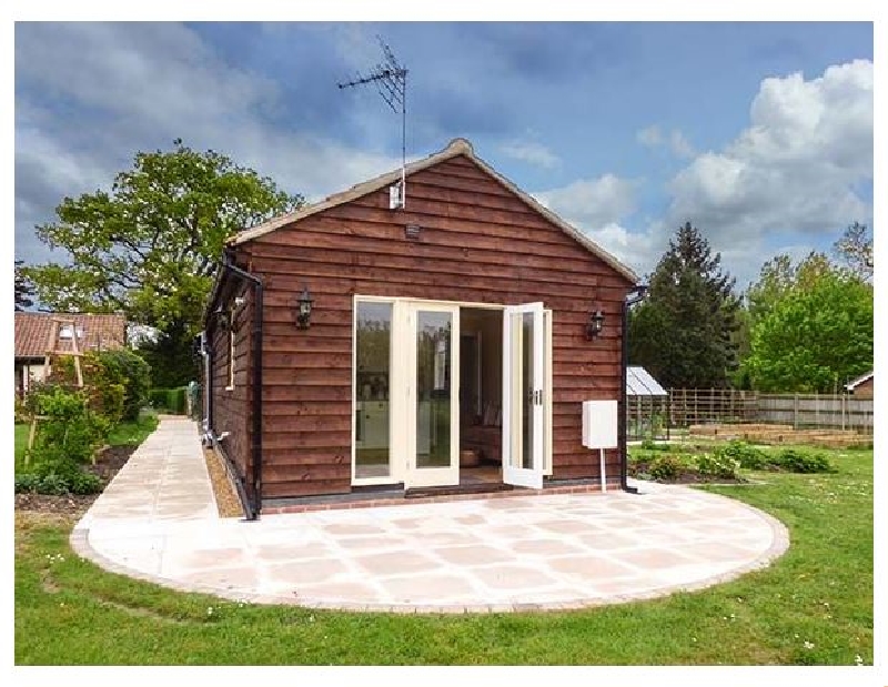 Norbank Garden Studio a holiday cottage rental for 2 in Bressingham, 