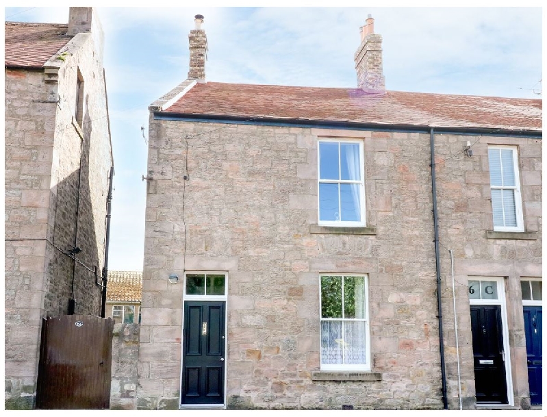 6D Low Greens a holiday cottage rental for 2 in Berwick-Upon-Tweed, 
