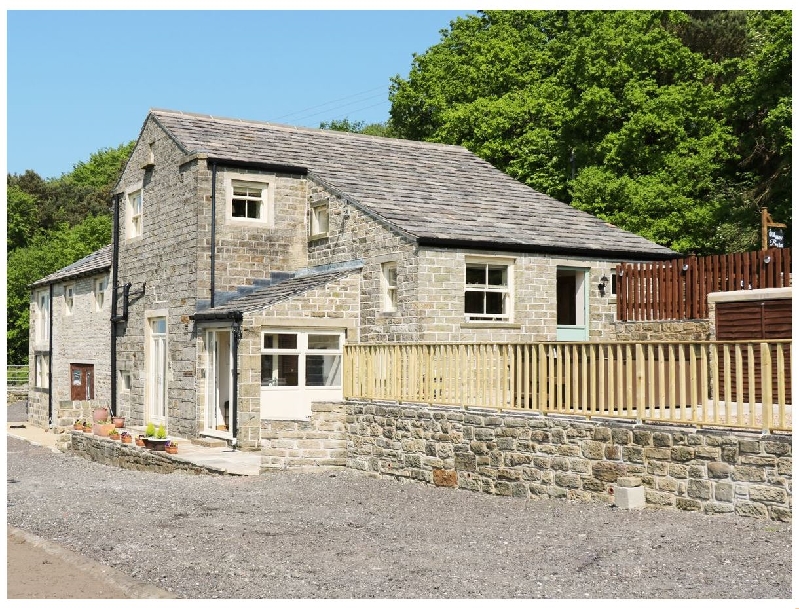 Old Hay Barn a holiday cottage rental for 8 in Hepworth, 