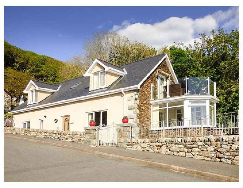 Arnant a holiday cottage rental for 6 in Barmouth, 