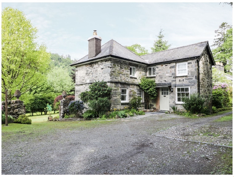Beaver Grove Cottage a holiday cottage rental for 5 in Betws-Y-Coed, 