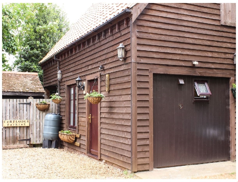 The Cart Lodge a holiday cottage rental for 2 in King'S Lynn, 