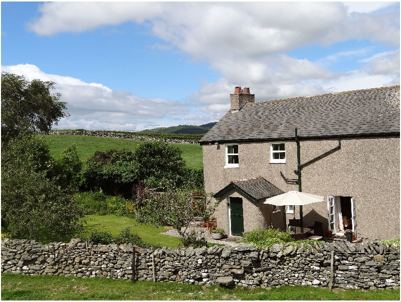 Waingate Cottage a holiday cottage rental for 8 in Flookburgh, 
