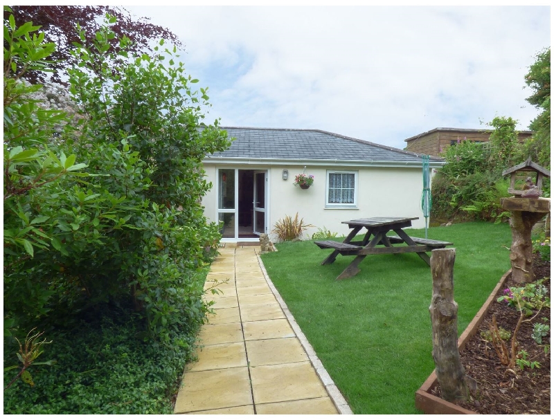 Hunters Lodge a holiday cottage rental for 3 in Lanner, 