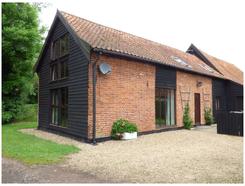 Ash Farm Cottage a holiday cottage rental for 5 in Beccles, 