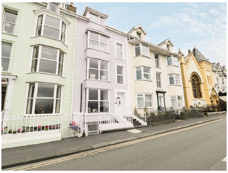 Seaview House a holiday cottage rental for 10 in Aberdovey, 