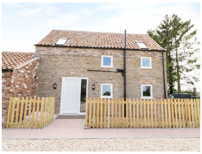 Holly Cottage a holiday cottage rental for 4 in Alford, 