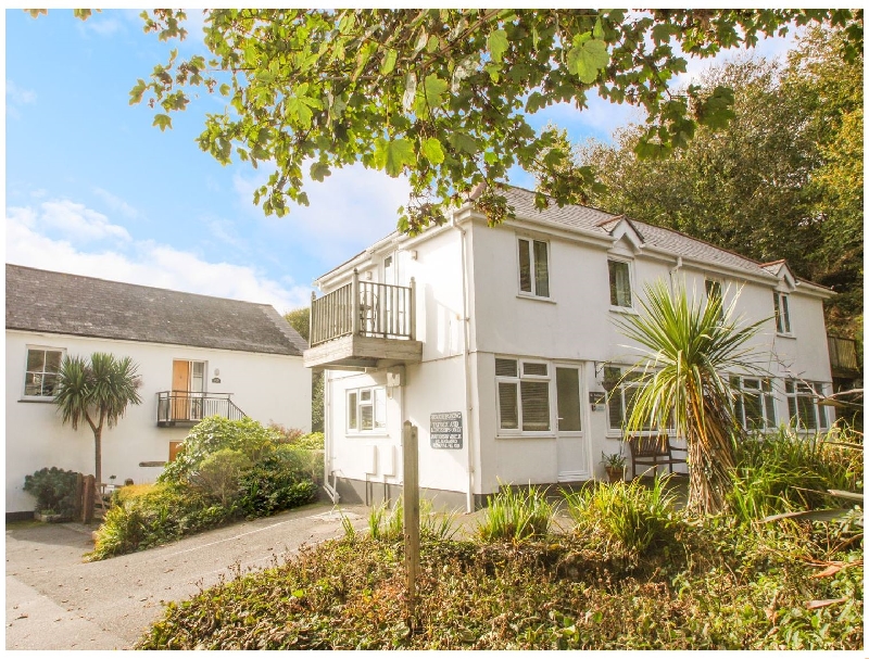 Tater-du a holiday cottage rental for 2 in Porthcurno, 