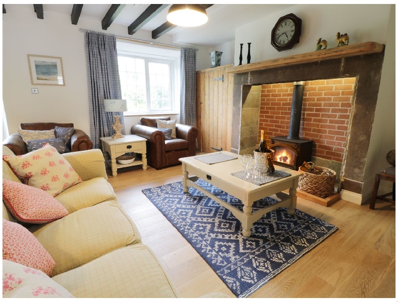 Fiddlers Cottage a holiday cottage rental for 5 in North Charlton, 