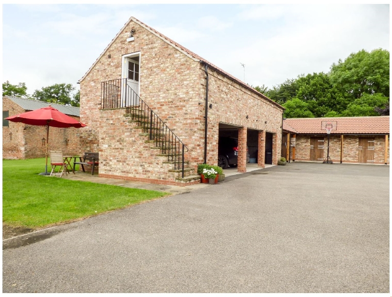 The Stables- Crayke Lodge a holiday cottage rental for 2 in Easingwold, 