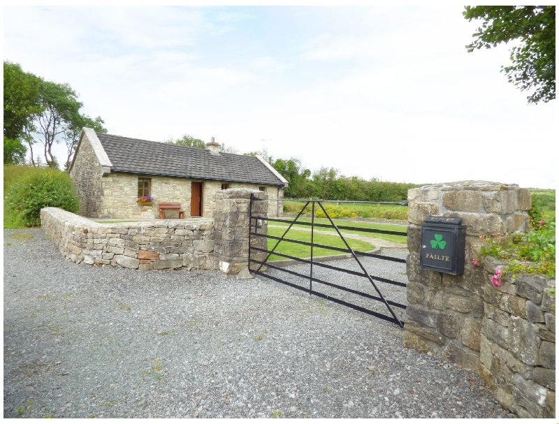 Cregan Cottage a holiday cottage rental for 5 in Swinford, 