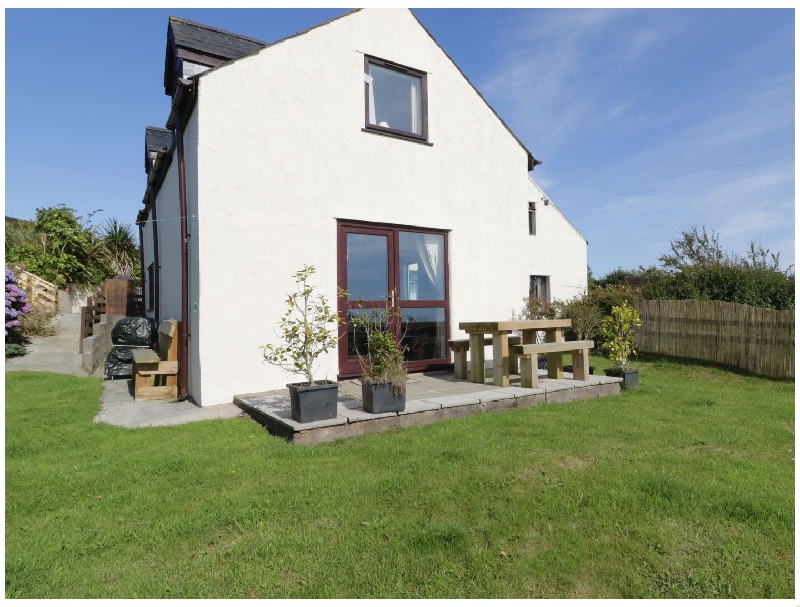 Plas Y Ward Cottage a holiday cottage rental for 4 in Mynytho, 
