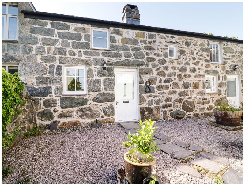 Bryn Aber Bach a holiday cottage rental for 4 in Chwilog, 