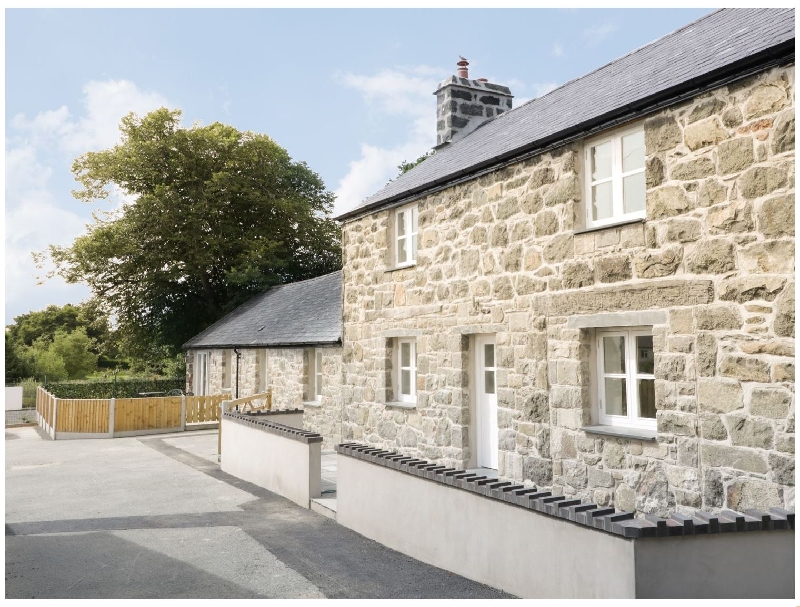 Details about a cottage Holiday at Cefn Bryn Mawr