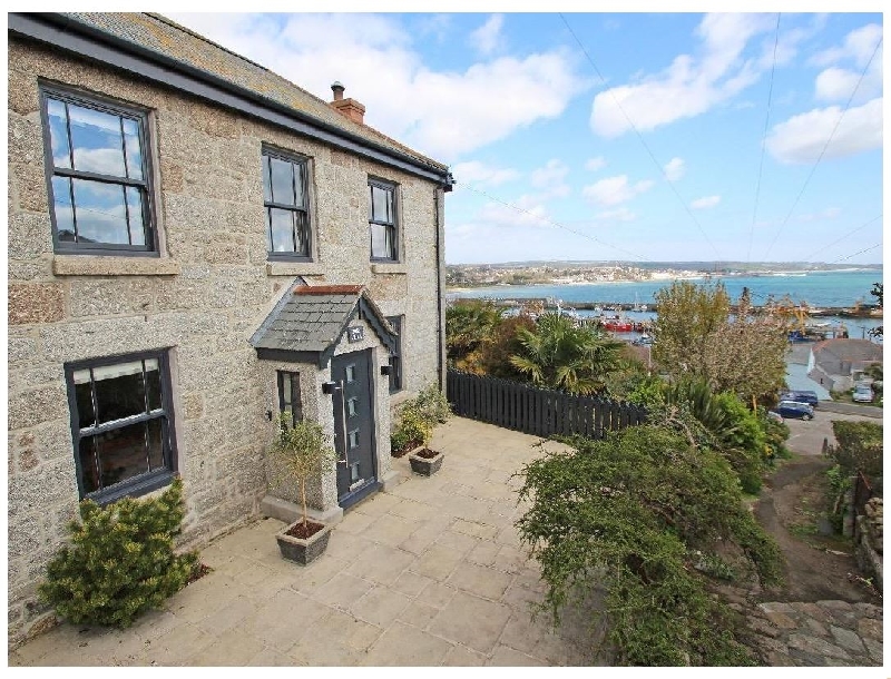 Rose Villa a holiday cottage rental for 6 in Newlyn, 
