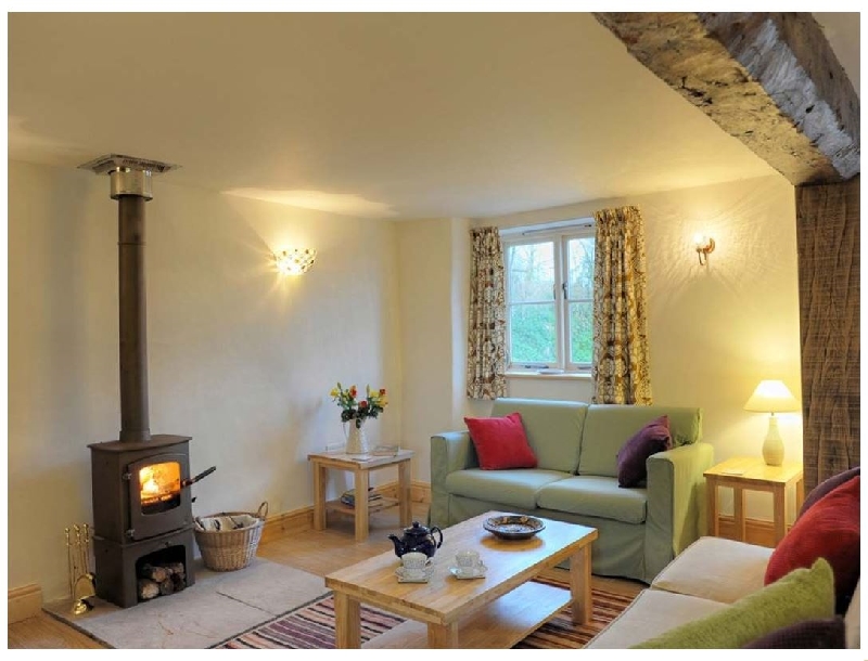 Apple Cottage a holiday cottage rental for 4 in Crediton, 