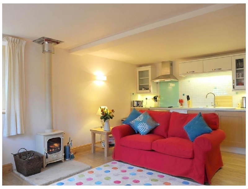 Plum Cottage a holiday cottage rental for 2 in Crediton, 