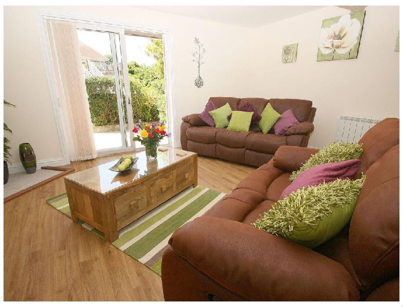 Gwyndra Retreat a holiday cottage rental for 4 in St. Austell, 