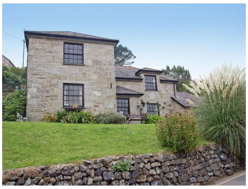 Mengarth a holiday cottage rental for 8 in Cadgwith, 