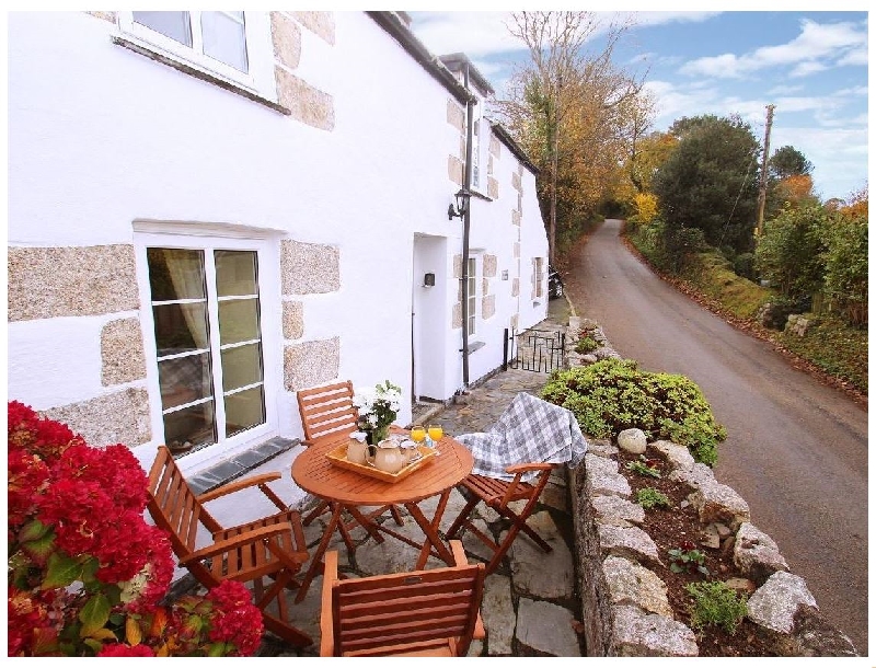 Nanparra Cottage a holiday cottage rental for 4 in Falmouth, 