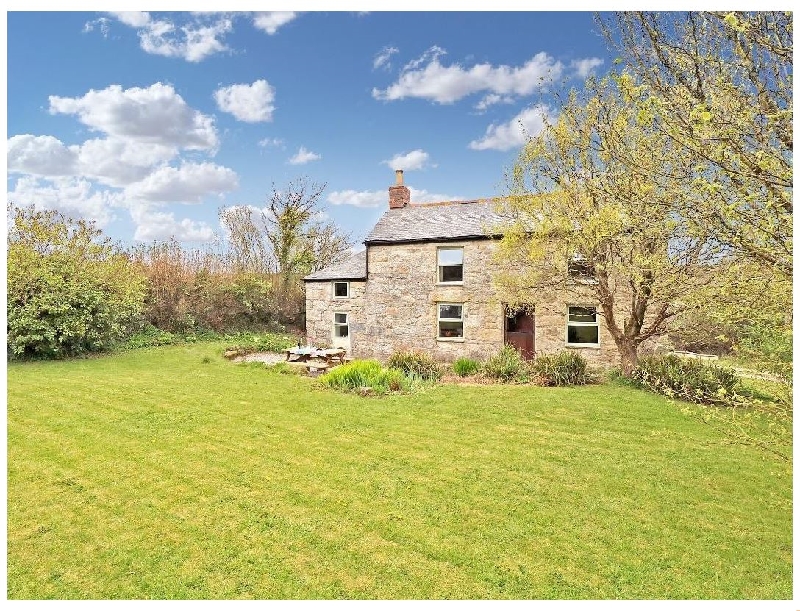 Farm Cottage a holiday cottage rental for 5 in Helston, 