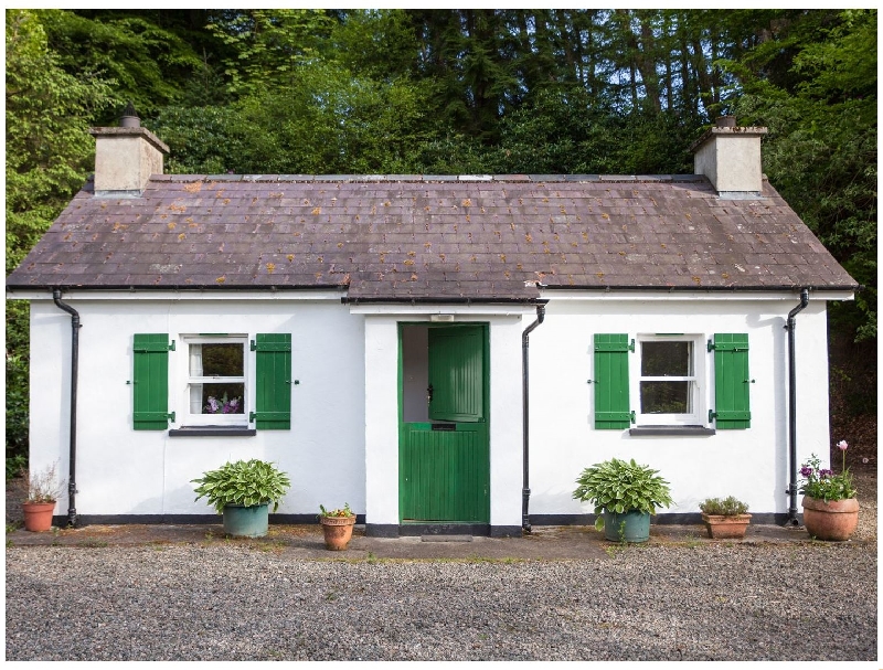 Mr McGregors' Cottage a holiday cottage rental for 2 in Gortin, 