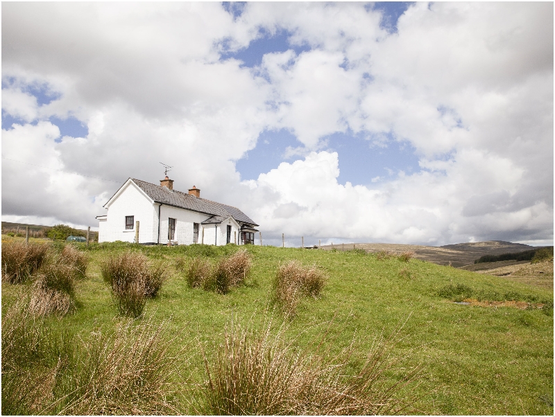 Shepherds' Retreat a holiday cottage rental for 4 in Gortin, 