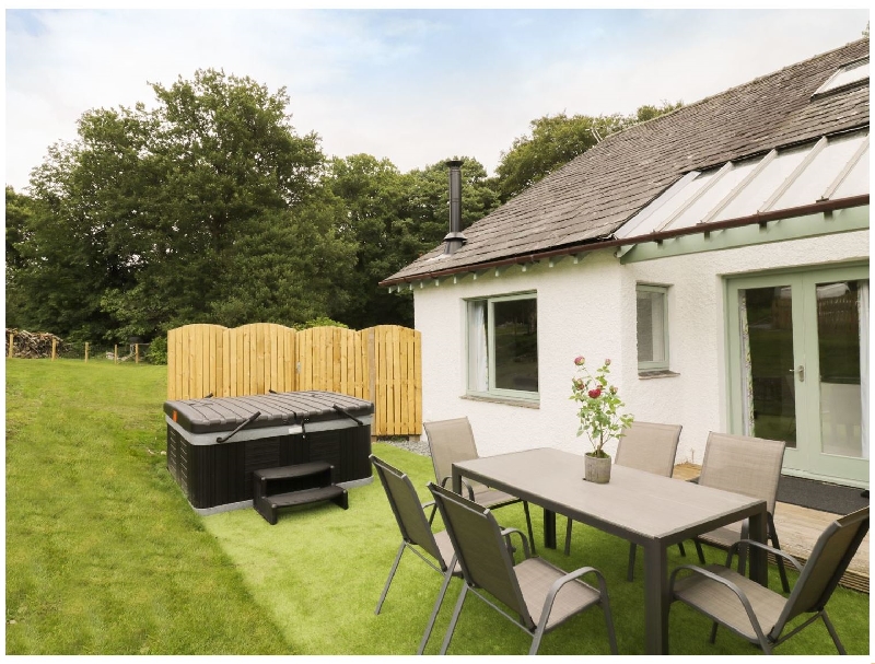 Yew - Woodland Cottages a holiday cottage rental for 7 in Bowness-On-Windermere, 