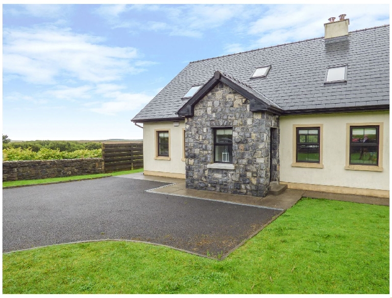 1 Cois Cloiche a holiday cottage rental for 10 in Lisdoonvarna, 