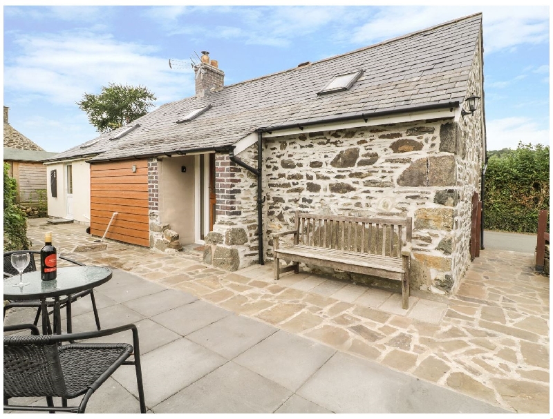 Bramble Cottage a holiday cottage rental for 4 in Llanegryn, 