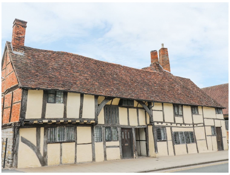 4 Masons Court a holiday cottage rental for 4 in Stratford-Upon-Avon, 