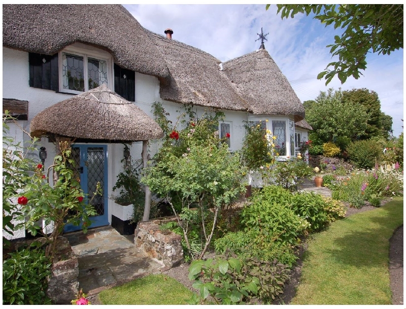 Appletree Cottage a holiday cottage rental for 4 in Bovey Tracey, 