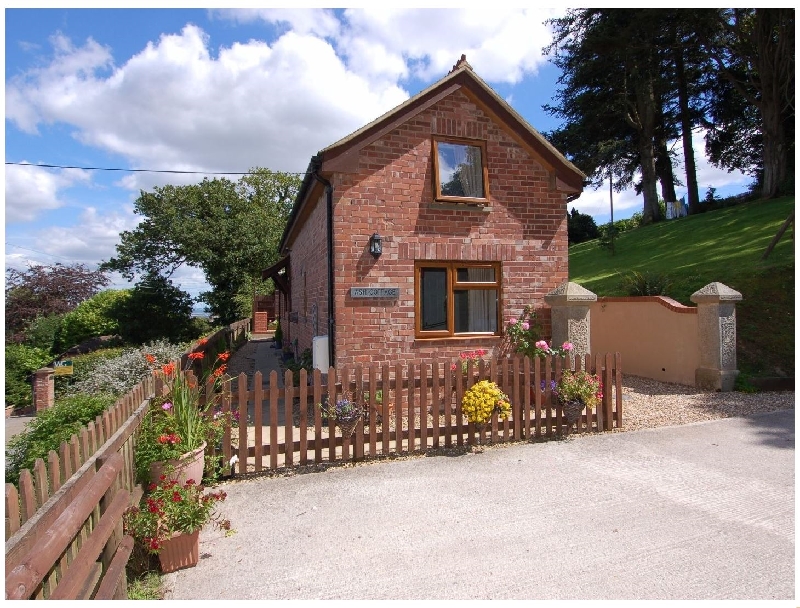 Ash Cottage a holiday cottage rental for 4 in Exeter, 