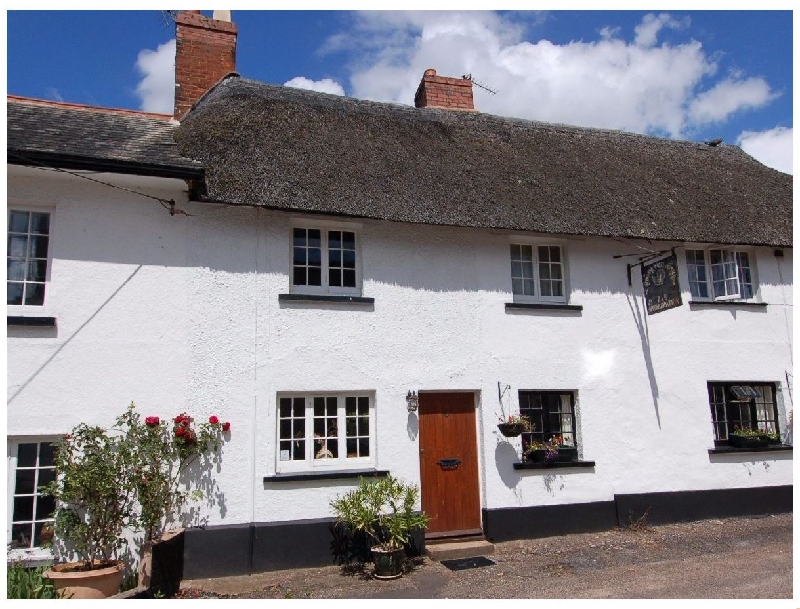 Robin Cottage a holiday cottage rental for 4 in Otterton, 