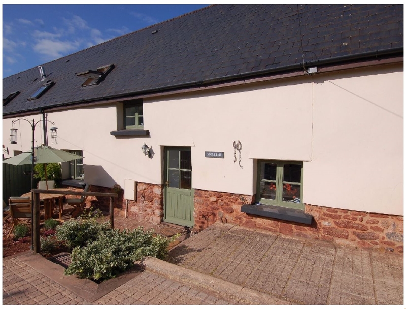Stable End a holiday cottage rental for 4 in Stokeinteignhead, 