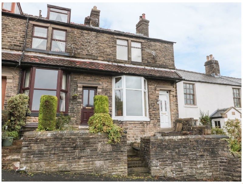 Windsor Terrace a holiday cottage rental for 6 in Buxton, 