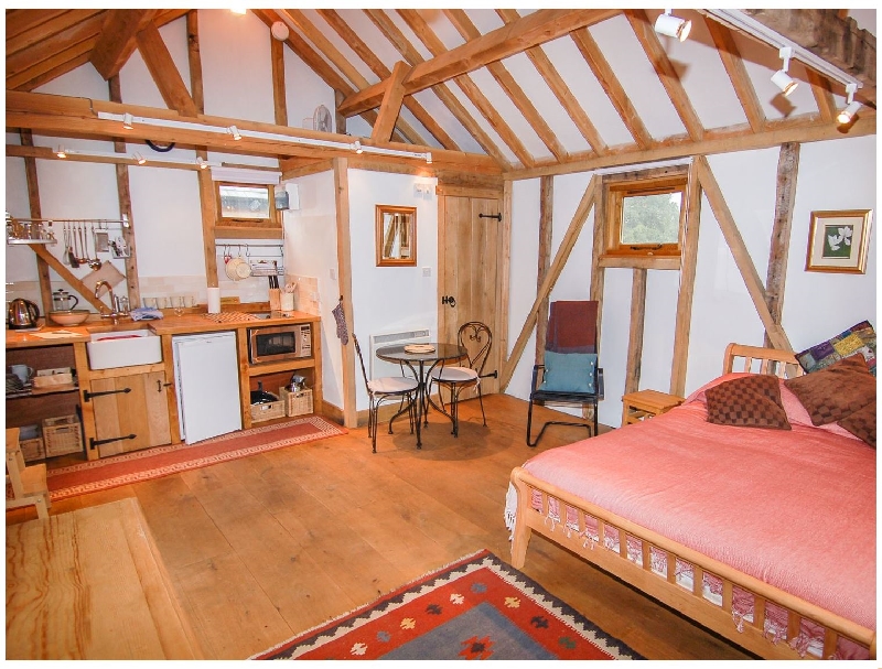 The Little Granary a holiday cottage rental for 2 in Fordingbridge, 