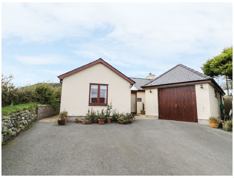 Manaros Cottage a holiday cottage rental for 8 in Aberdaron, 