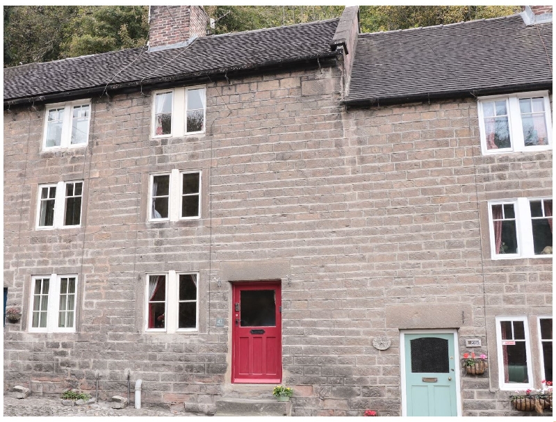 Holly Cottage a holiday cottage rental for 5 in Cromford, 