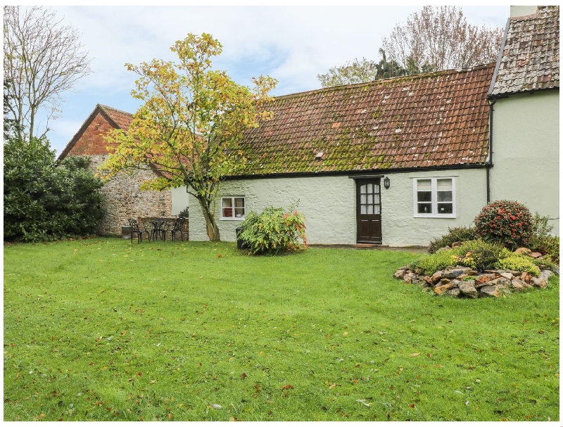 The Old Farmhouse a holiday cottage rental for 3 in Blagdon Hill, 