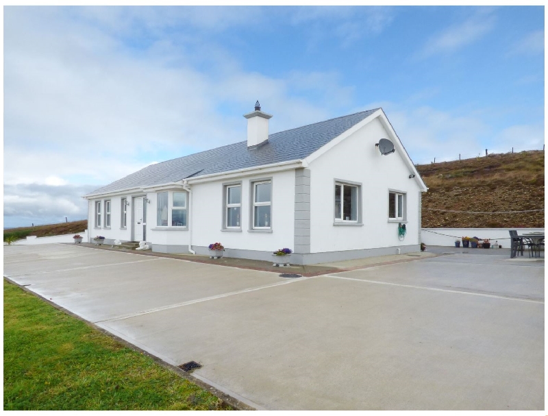 Gelmar's Coastal View a holiday cottage rental for 8 in Malin Head, 