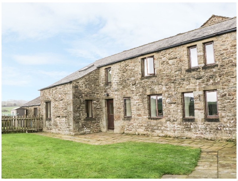 Orcaber Farm Barn a holiday cottage rental for 5 in Austwick  , 
