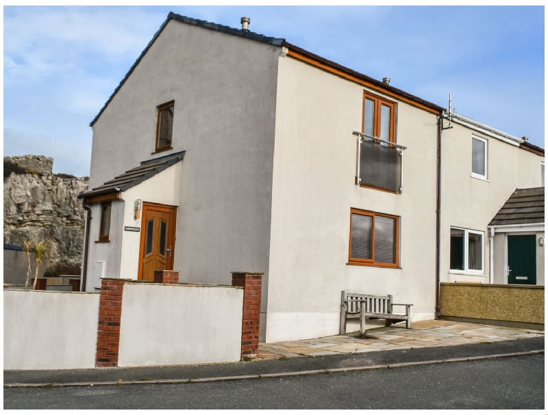 11 Anglesey Road a holiday cottage rental for 6 in Llandudno, 