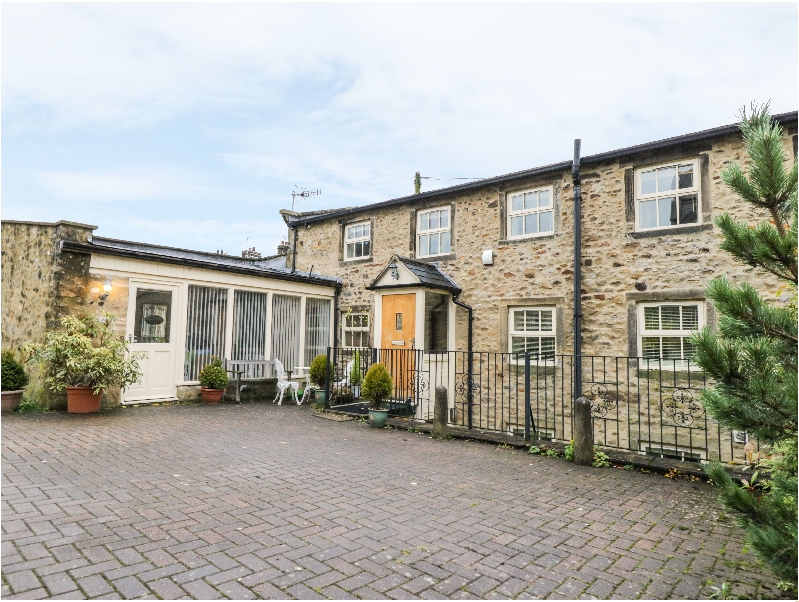 1 The Old Weaving Shed a holiday cottage rental for 6 in Addingham, 
