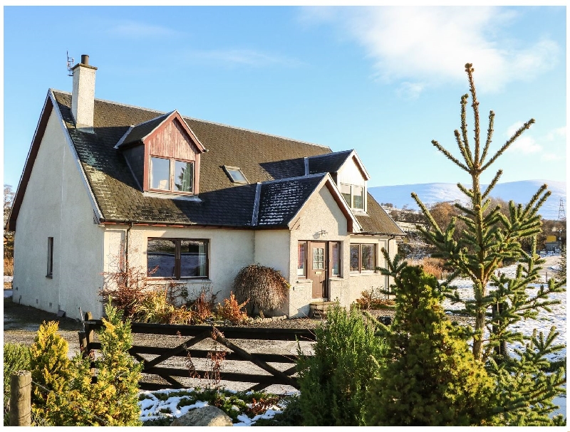 Corriemhor Beag a holiday cottage rental for 8 in Grantown-On-Spey, 