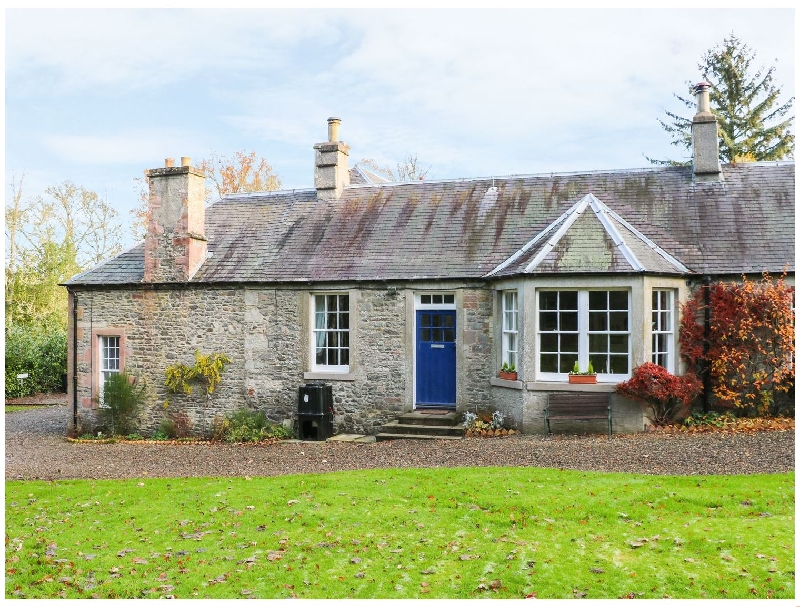 Beech Cottage a holiday cottage rental for 4 in St Boswells, 