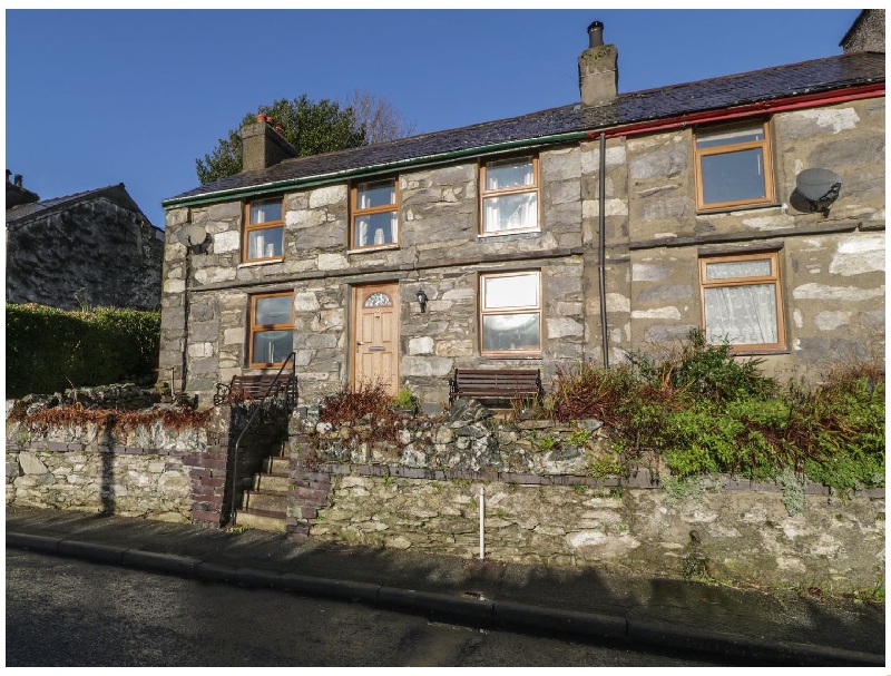 60 Hyfrydle Road a holiday cottage rental for 4 in Talysarn, 