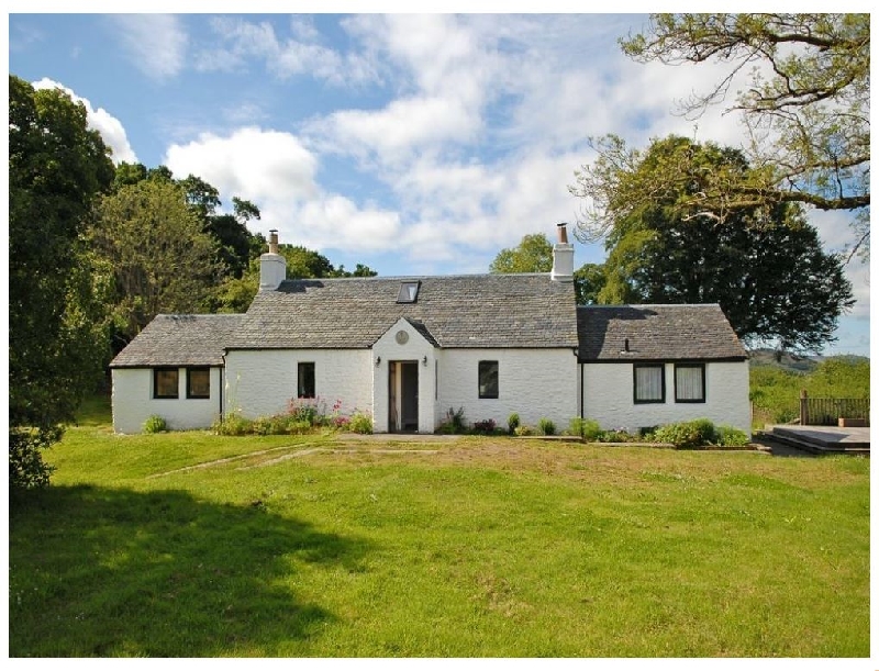 Lilybank Cottage a holiday cottage rental for 6 in Tighnabruaich, 