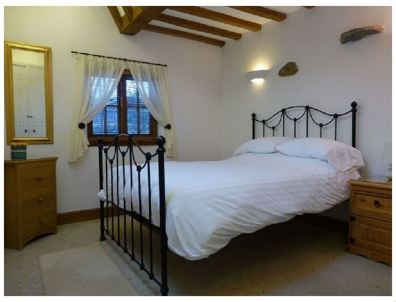 Swallows Barn a holiday cottage rental for 4 in Pooley Bridge, 